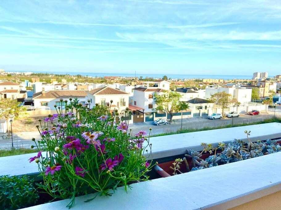 Sea View And Mountains By Solymar Holiday Torre Del Mar Ngoại thất bức ảnh